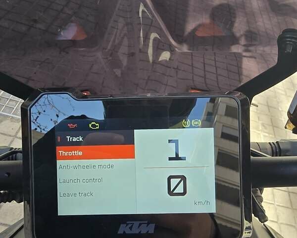 КТМ Super Duke 1290, объемом двигателя 1.3 л и пробегом 10 тыс. км за 20107 $, фото 14 на Automoto.ua