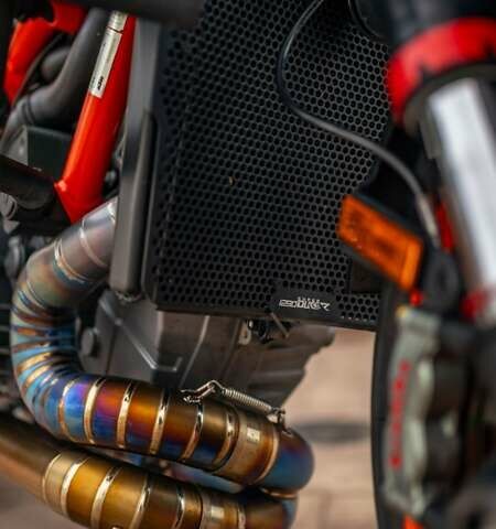 КТМ Super Duke 1290, объемом двигателя 0 л и пробегом 7 тыс. км за 20000 $, фото 37 на Automoto.ua