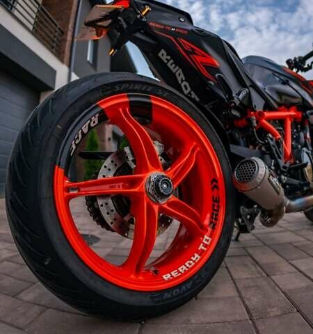КТМ Super Duke 1290, объемом двигателя 0 л и пробегом 7 тыс. км за 20000 $, фото 46 на Automoto.ua