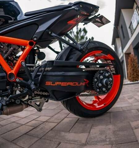 КТМ Super Duke 1290, объемом двигателя 0 л и пробегом 7 тыс. км за 20000 $, фото 38 на Automoto.ua