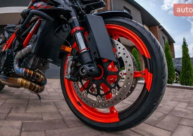 КТМ Super Duke 1290, объемом двигателя 0 л и пробегом 7 тыс. км за 20000 $, фото 41 на Automoto.ua