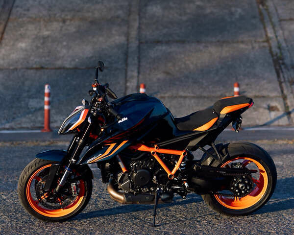 КТМ Super Duke 1290, объемом двигателя 1.3 л и пробегом 8 тыс. км за 19000 $, фото 12 на Automoto.ua