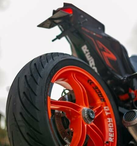 КТМ Super Duke 1290, объемом двигателя 0 л и пробегом 7 тыс. км за 20000 $, фото 12 на Automoto.ua