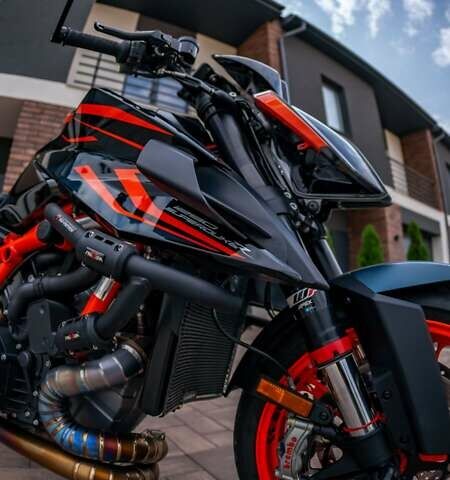 КТМ Super Duke 1290, объемом двигателя 0 л и пробегом 7 тыс. км за 20000 $, фото 44 на Automoto.ua