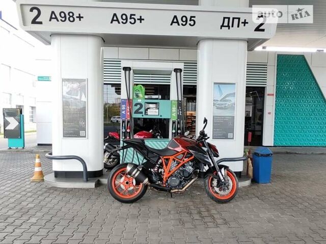 Помаранчевий КТМ Super Duke 1290, об'ємом двигуна 1.3 л та пробігом 10 тис. км за 11500 $, фото 1 на Automoto.ua