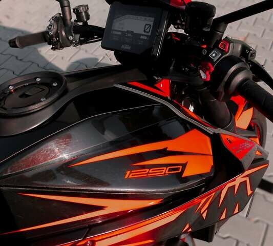Оранжевый КТМ Super Duke 1290, объемом двигателя 0 л и пробегом 15 тыс. км за 16390 $, фото 1 на Automoto.ua