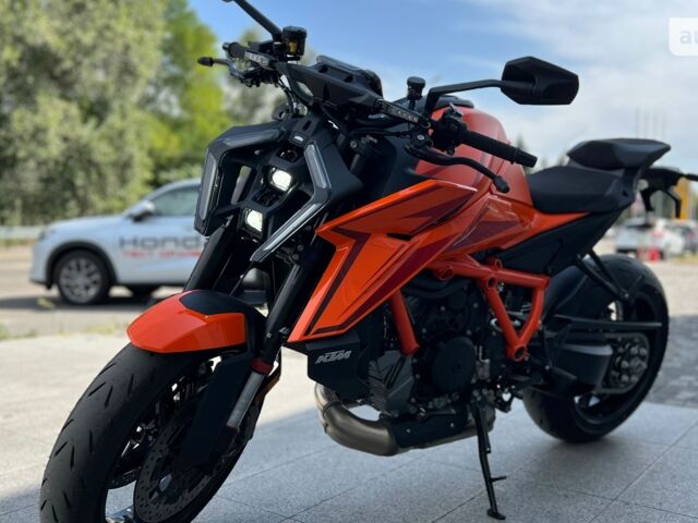 купить новое авто КТМ Super Duke 1390R 2024 года от официального дилера Дніпромотор КТМ фото