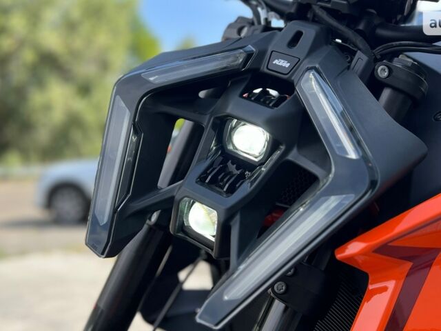 купить новое авто КТМ Super Duke 1390R 2024 года от официального дилера Дніпромотор КТМ фото