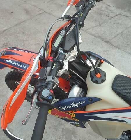 КТМ SX-F 450, объемом двигателя 0.45 л и пробегом 5 тыс. км за 6800 $, фото 4 на Automoto.ua
