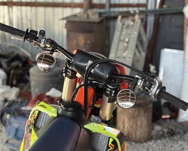 Желтый КТМ SX-F 450, объемом двигателя 0 л и пробегом 240 тыс. км за 5600 $, фото 1 на Automoto.ua