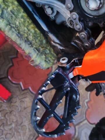 КТМ SX 250F, объемом двигателя 0.25 л и пробегом 52 тыс. км за 4600 $, фото 5 на Automoto.ua
