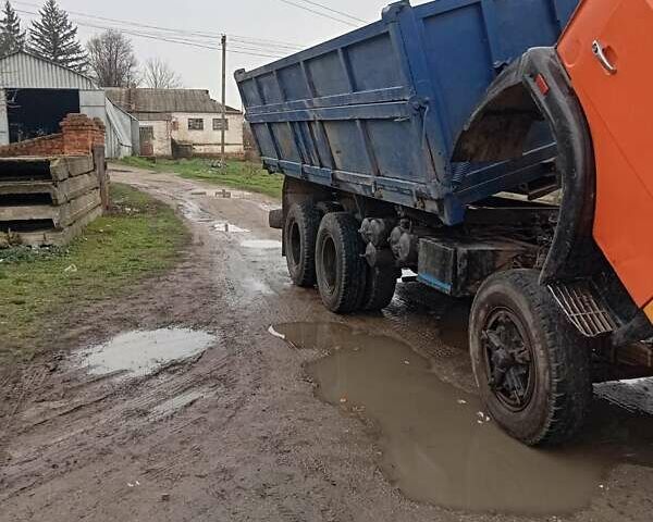 Оранжевый КамАЗ 51102, объемом двигателя 10.85 л и пробегом 187 тыс. км за 4800 $, фото 17 на Automoto.ua