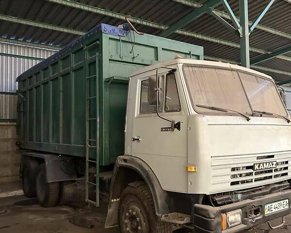 Серый КамАЗ 52229, объемом двигателя 10.85 л и пробегом 30 тыс. км за 12000 $, фото 1 на Automoto.ua