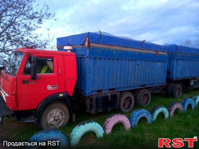 Красный КамАЗ 5320, объемом двигателя 12 л и пробегом 1111 тыс. км за 5000 $, фото 1 на Automoto.ua