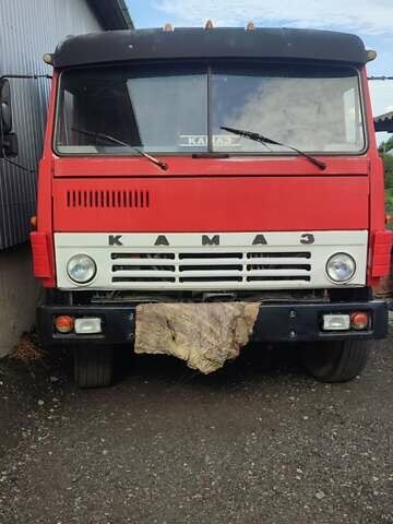 Красный КамАЗ 5320, объемом двигателя 10.8 л и пробегом 195 тыс. км за 10500 $, фото 1 на Automoto.ua