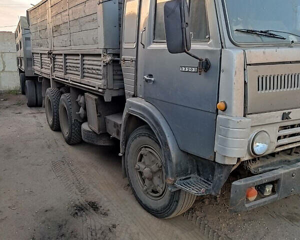 Серый КамАЗ 5320, объемом двигателя 10.8 л и пробегом 100 тыс. км за 7000 $, фото 3 на Automoto.ua