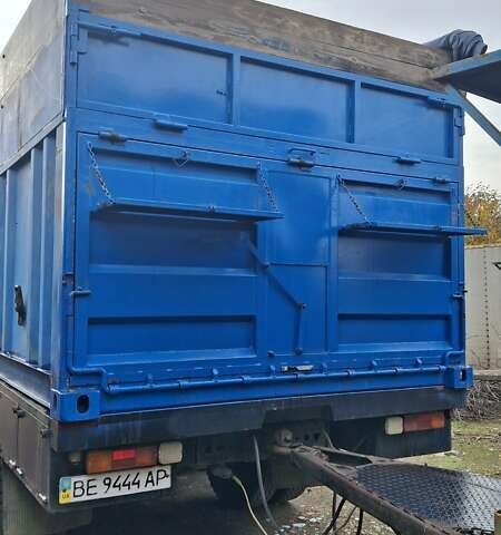 Красный КамАЗ 53212, объемом двигателя 10.85 л и пробегом 100 тыс. км за 15500 $, фото 3 на Automoto.ua