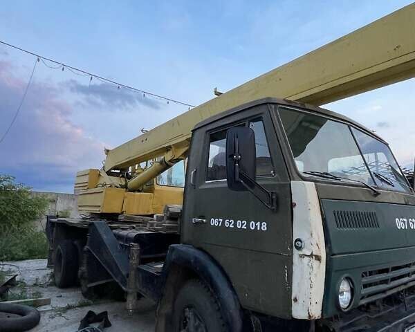 Зеленый КамАЗ 53212, объемом двигателя 10.85 л и пробегом 999 тыс. км за 9000 $, фото 4 на Automoto.ua