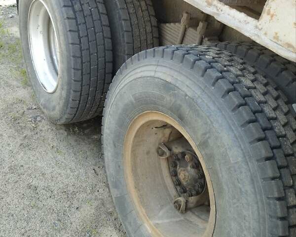 Зеленый КамАЗ 53212, объемом двигателя 10.9 л и пробегом 369 тыс. км за 7600 $, фото 2 на Automoto.ua