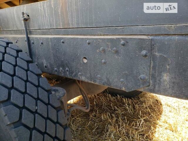 Зеленый КамАЗ 53212, объемом двигателя 0 л и пробегом 555 тыс. км за 17000 $, фото 4 на Automoto.ua