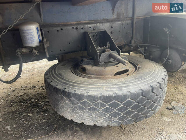 Белый КамАЗ 53215, объемом двигателя 0 л и пробегом 100 тыс. км за 12000 $, фото 8 на Automoto.ua