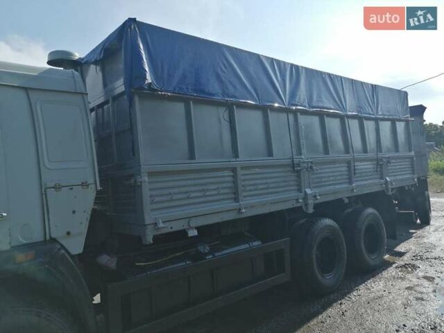 Серый КамАЗ 53215, объемом двигателя 10.85 л и пробегом 160 тыс. км за 11300 $, фото 1 на Automoto.ua