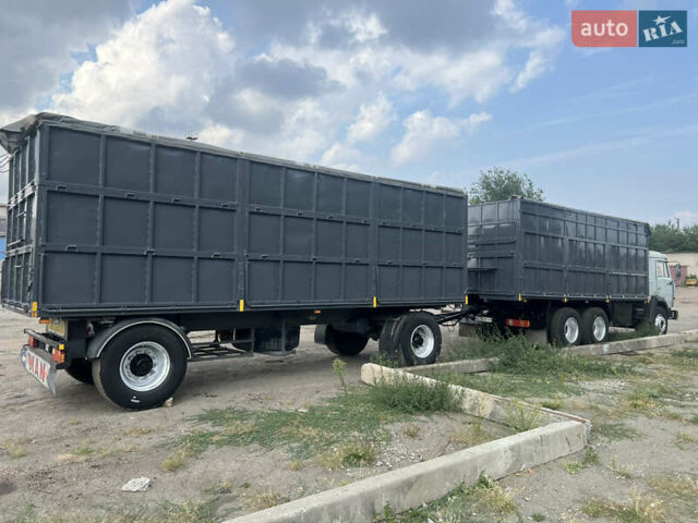 Серый КамАЗ 53215, объемом двигателя 10.85 л и пробегом 300 тыс. км за 15500 $, фото 6 на Automoto.ua