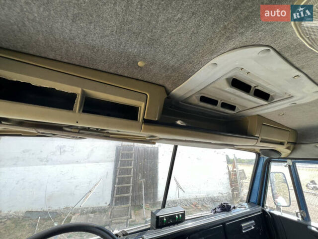 Синий КамАЗ 53215, объемом двигателя 10.85 л и пробегом 115 тыс. км за 11000 $, фото 18 на Automoto.ua