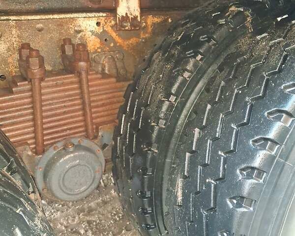 Серый КамАЗ 53229, объемом двигателя 0 л и пробегом 120 тыс. км за 20000 $, фото 5 на Automoto.ua