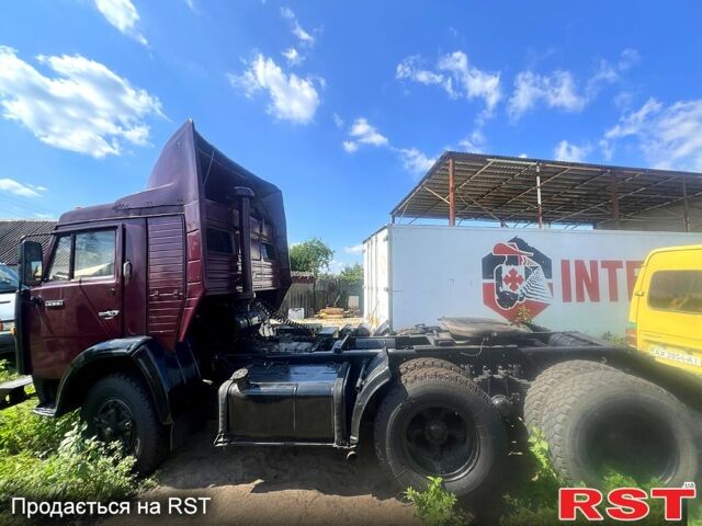 Красный КамАЗ 5410, объемом двигателя 10.9 л и пробегом 250 тыс. км за 7000 $, фото 1 на Automoto.ua