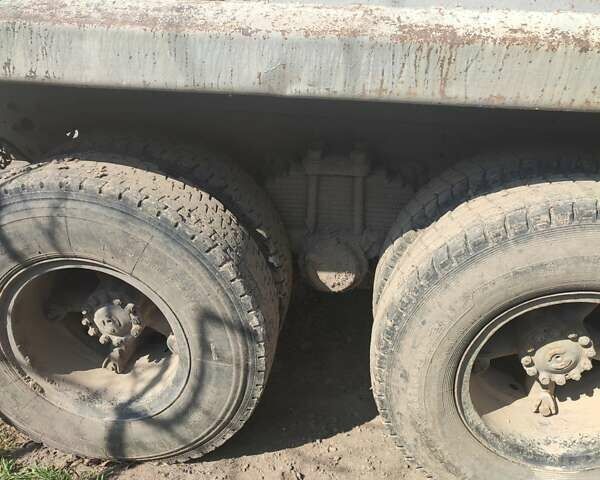 Серый КамАЗ 54112, объемом двигателя 10.85 л и пробегом 1000 тыс. км за 6700 $, фото 4 на Automoto.ua