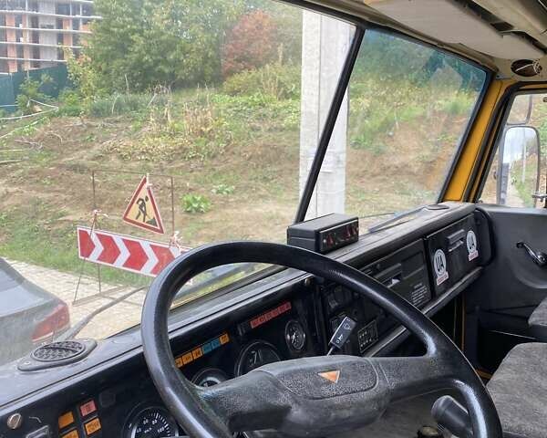 Желтый КамАЗ 54115, объемом двигателя 10.85 л и пробегом 40 тыс. км за 14000 $, фото 11 на Automoto.ua
