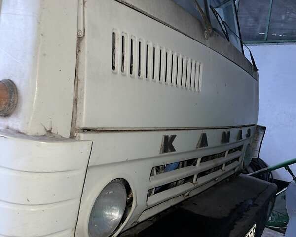 Белый КамАЗ 55102, объемом двигателя 10.85 л и пробегом 1 тыс. км за 12000 $, фото 15 на Automoto.ua