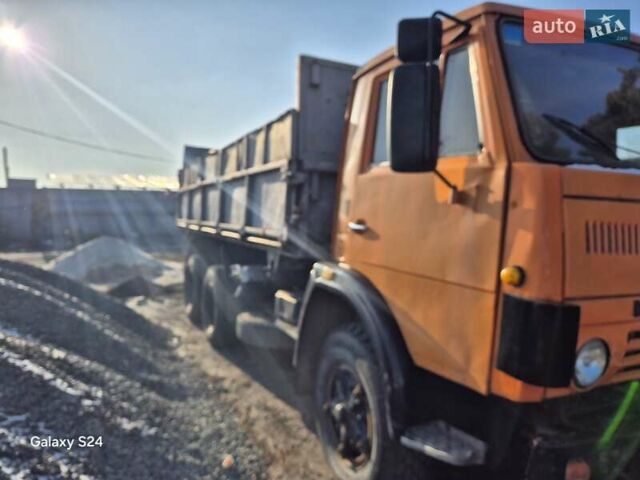 Красный КамАЗ 55102, объемом двигателя 10.85 л и пробегом 100 тыс. км за 6000 $, фото 3 на Automoto.ua