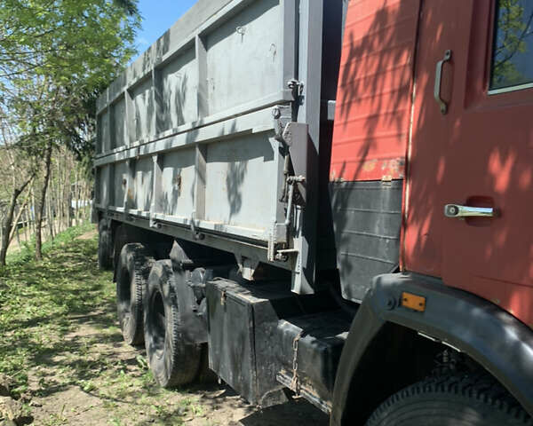Красный КамАЗ 55102, объемом двигателя 10.85 л и пробегом 100 тыс. км за 8300 $, фото 2 на Automoto.ua