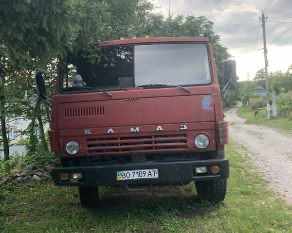 Красный КамАЗ 55102, объемом двигателя 10.85 л и пробегом 100 тыс. км за 8300 $, фото 5 на Automoto.ua
