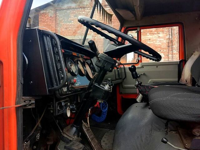 Желтый КамАЗ 55102, объемом двигателя 10.8 л и пробегом 160 тыс. км за 8300 $, фото 8 на Automoto.ua