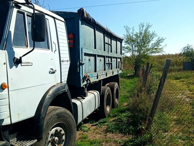 Серый КамАЗ 55102, объемом двигателя 10.9 л и пробегом 211 тыс. км за 9800 $, фото 1 на Automoto.ua