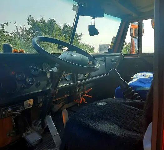 Оранжевый КамАЗ 55102, объемом двигателя 10.9 л и пробегом 0 тыс. км за 14500 $, фото 1 на Automoto.ua