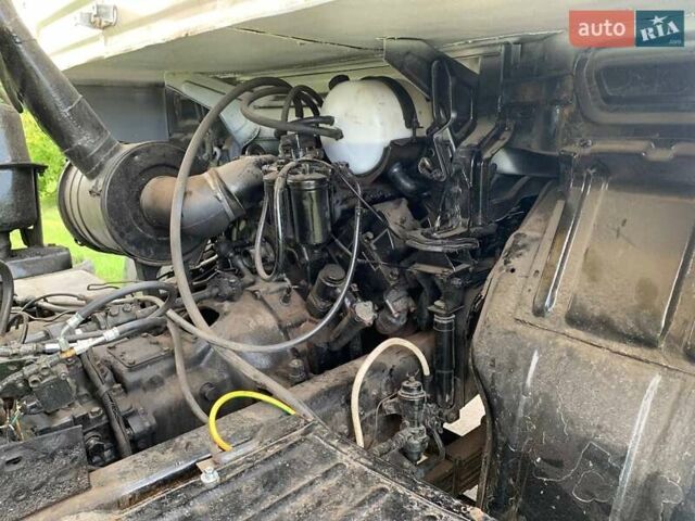 Белый КамАЗ 5511, объемом двигателя 10.85 л и пробегом 800 тыс. км за 5000 $, фото 13 на Automoto.ua
