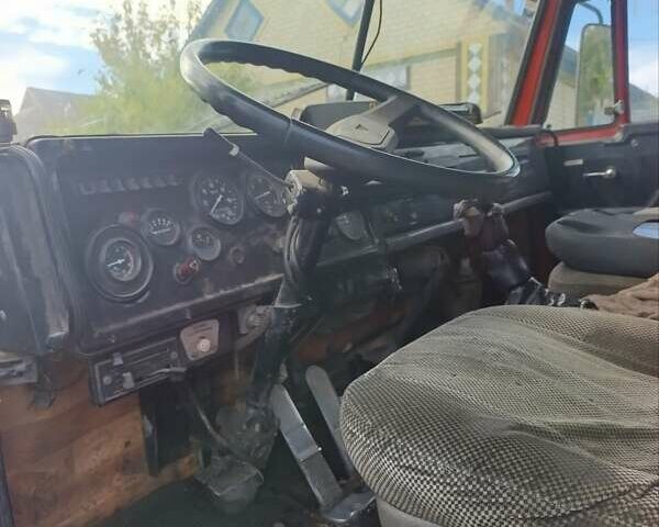 КамАЗ 5511 1987 в Жашкове на Automoto.ua Красный КамАЗ 5511, объемом двигателя 10.85 л и пробегом 5 тыс. км за 6000 $, фото 3 на Automoto.ua