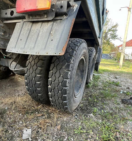 Серый КамАЗ 5511, объемом двигателя 0 л и пробегом 300 тыс. км за 6500 $, фото 1 на Automoto.ua