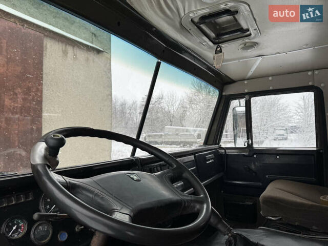 Зеленый КамАЗ 5511, объемом двигателя 10.85 л и пробегом 1000 тыс. км за 9750 $, фото 4 на Automoto.ua