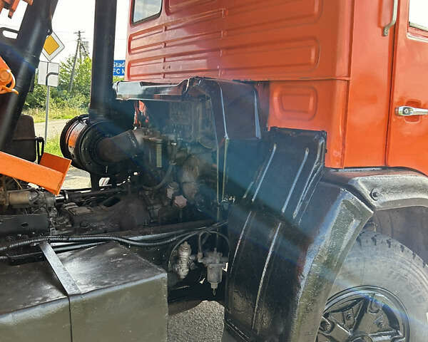 Оранжевый КамАЗ 5511, объемом двигателя 10.85 л и пробегом 100 тыс. км за 10500 $, фото 7 на Automoto.ua