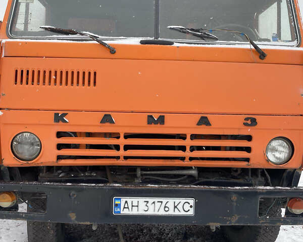 Помаранчевий КамАЗ 5511, об'ємом двигуна 10.85 л та пробігом 350 тис. км за 5777 $, фото 3 на Automoto.ua