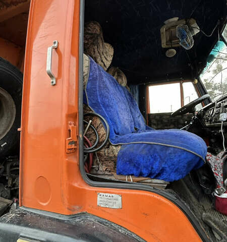 Желтый КамАЗ 55111, объемом двигателя 0 л и пробегом 400 тыс. км за 8300 $, фото 3 на Automoto.ua