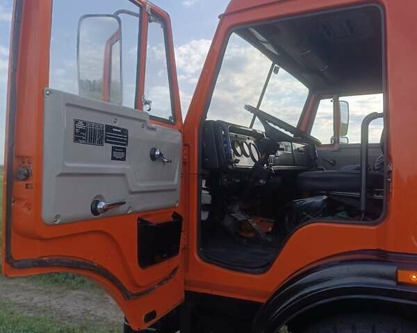 Оранжевый КамАЗ 55111, объемом двигателя 0 л и пробегом 160 тыс. км за 16400 $, фото 15 на Automoto.ua