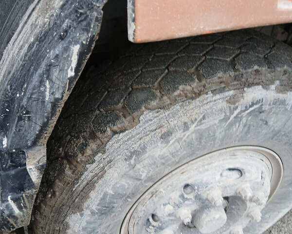 КамАЗ 6520, об'ємом двигуна 0 л та пробігом 400 тис. км за 12500 $, фото 3 на Automoto.ua