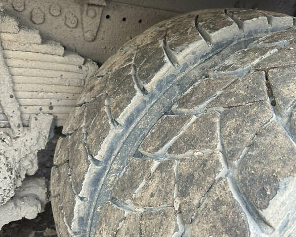 КамАЗ 6520, объемом двигателя 0 л и пробегом 100 тыс. км за 15000 $, фото 1 на Automoto.ua