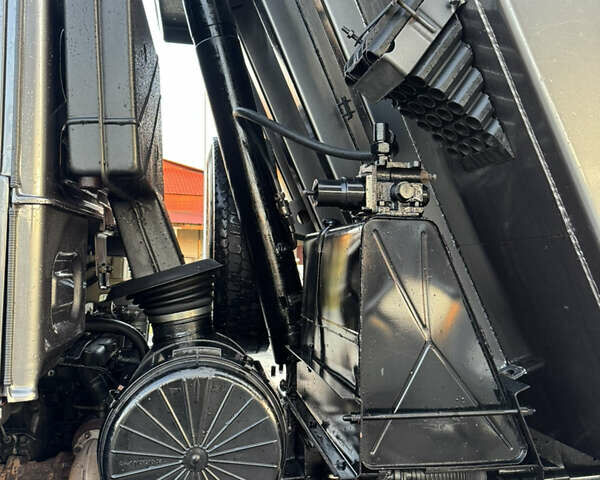 Сірий КамАЗ 6520, об'ємом двигуна 11.76 л та пробігом 90 тис. км за 26500 $, фото 13 на Automoto.ua